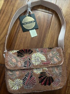 Embellished Beaded shell Shoulder Bag - Blush Pink